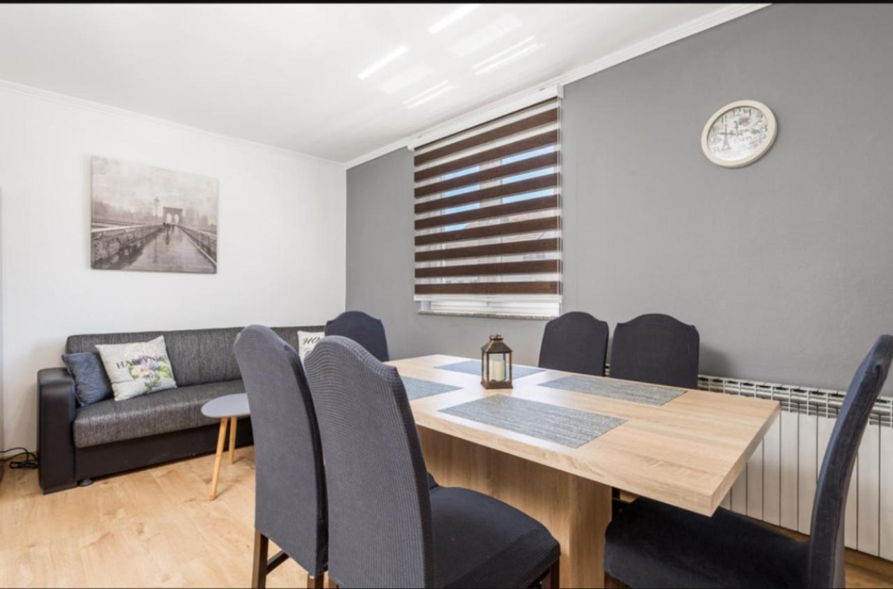 Holiday House Sweet Home Оточац Экстерьер фото