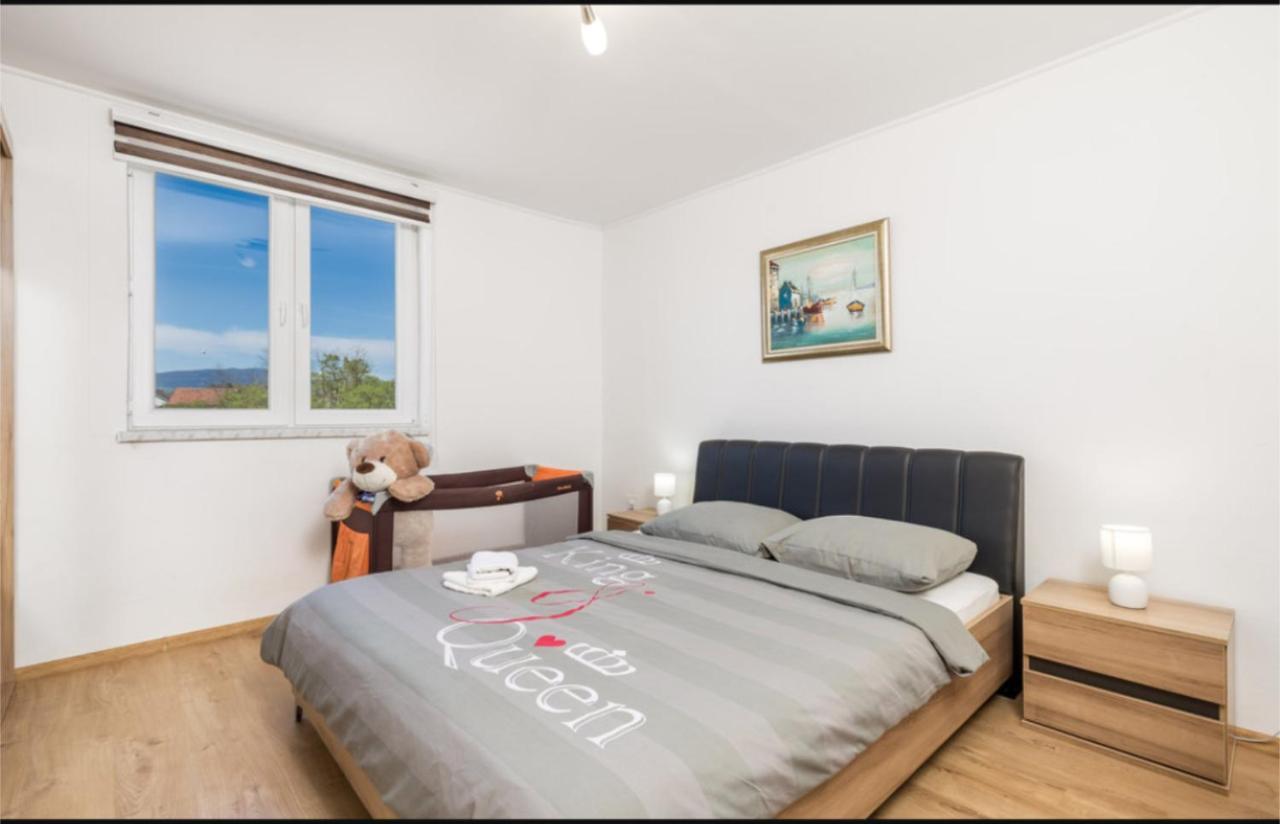 Holiday House Sweet Home Оточац Экстерьер фото